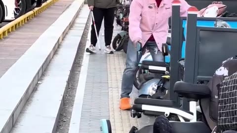 Supporting the blind!.hd