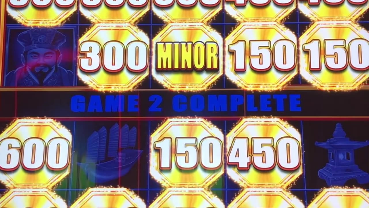Bonus on #Firecracker Slot 💥🎰🧨