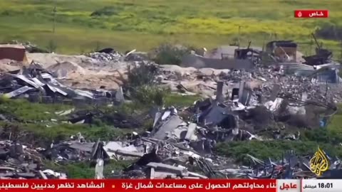 🇮🇱🇵🇸 BREAKING: Israeli troops just shot a civilian carrying aid in northern Gaza