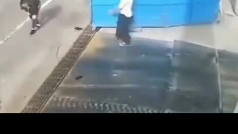 Bau