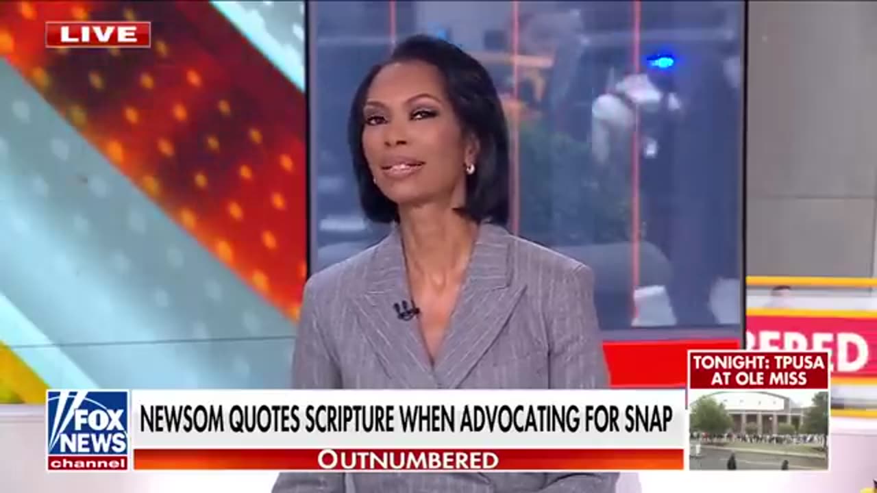 This is SO low class_ Harris Faulkner