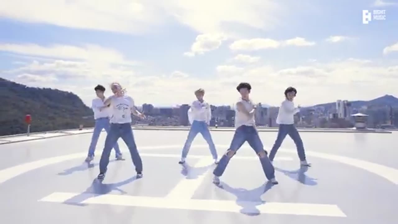 TXT(Tomorrow X Together) ‘Magic’ Special Performance Video