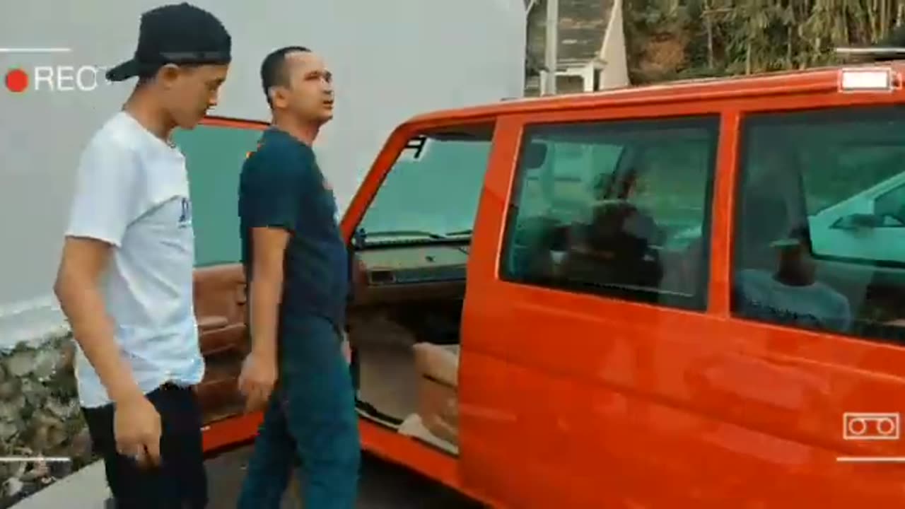 Review of modified Honda HRV and Toyota Kijang low