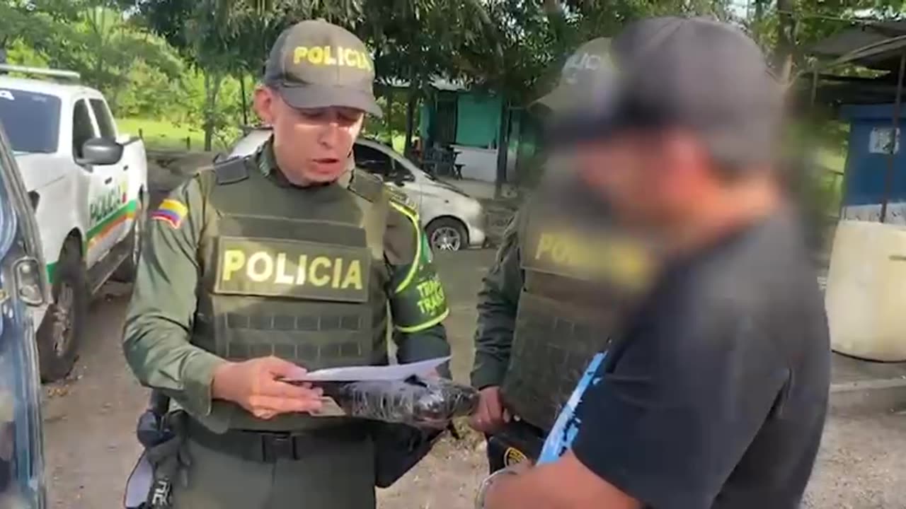 Interceptan camioneta con casi 30 kilos de base de coca