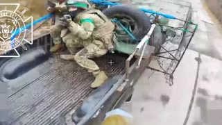 🎯🛸 Ukraine Russia War | RU FPV Drone Strikes Enemy Pickup in Combat | RCF