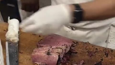 How a $27 sandwich is made at Katz Deli, is it worth it? Jewish eatery in NYC