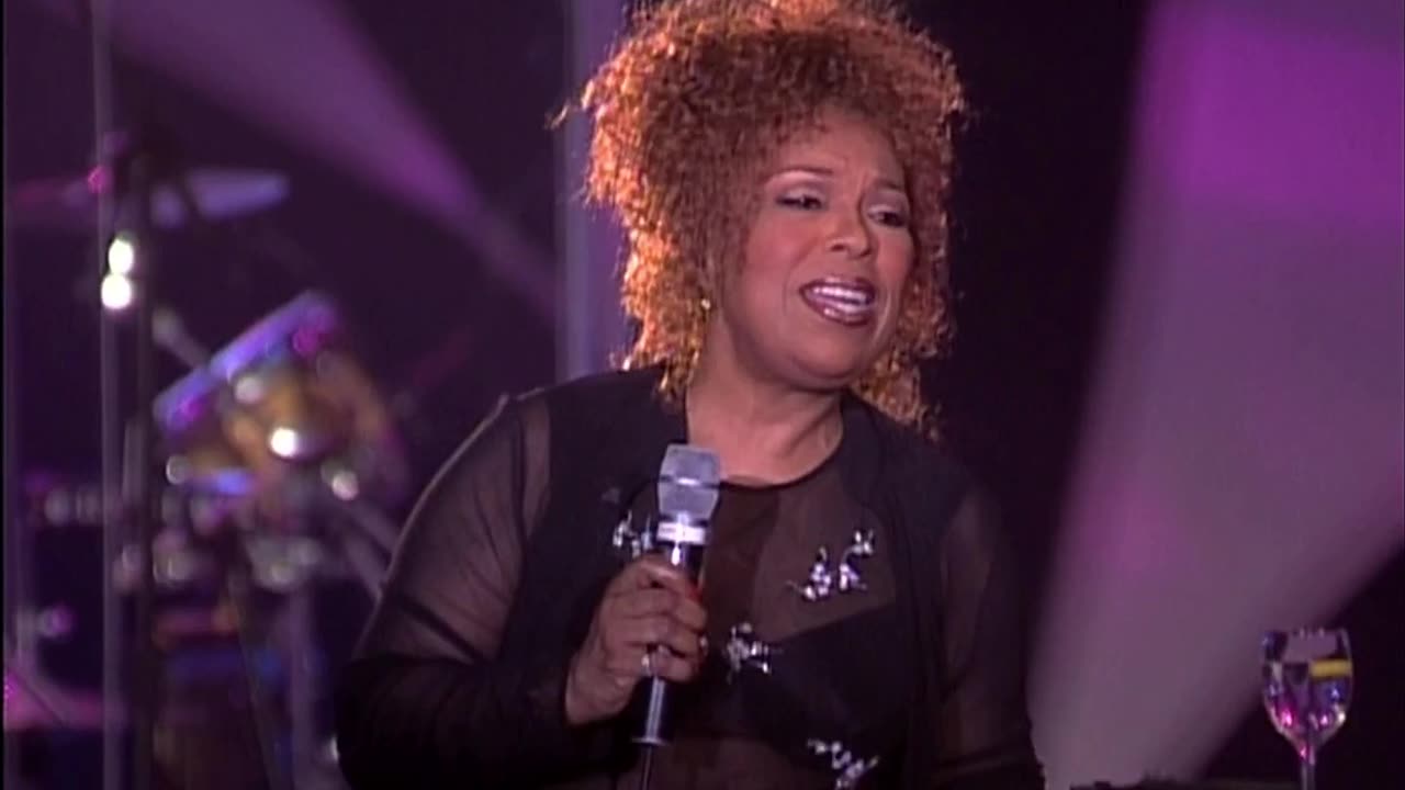 Why Don't You Move in With Me - Roberta Flack (live)