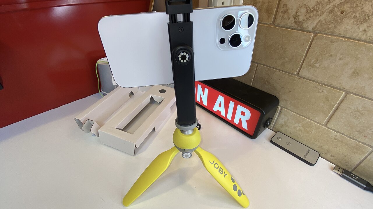 UnBoXing JOBY HandyPod Kit Teal JOJB01874 JB01874 - JOBY Handy Pod Kit Yellow JOJB01875 JB01875