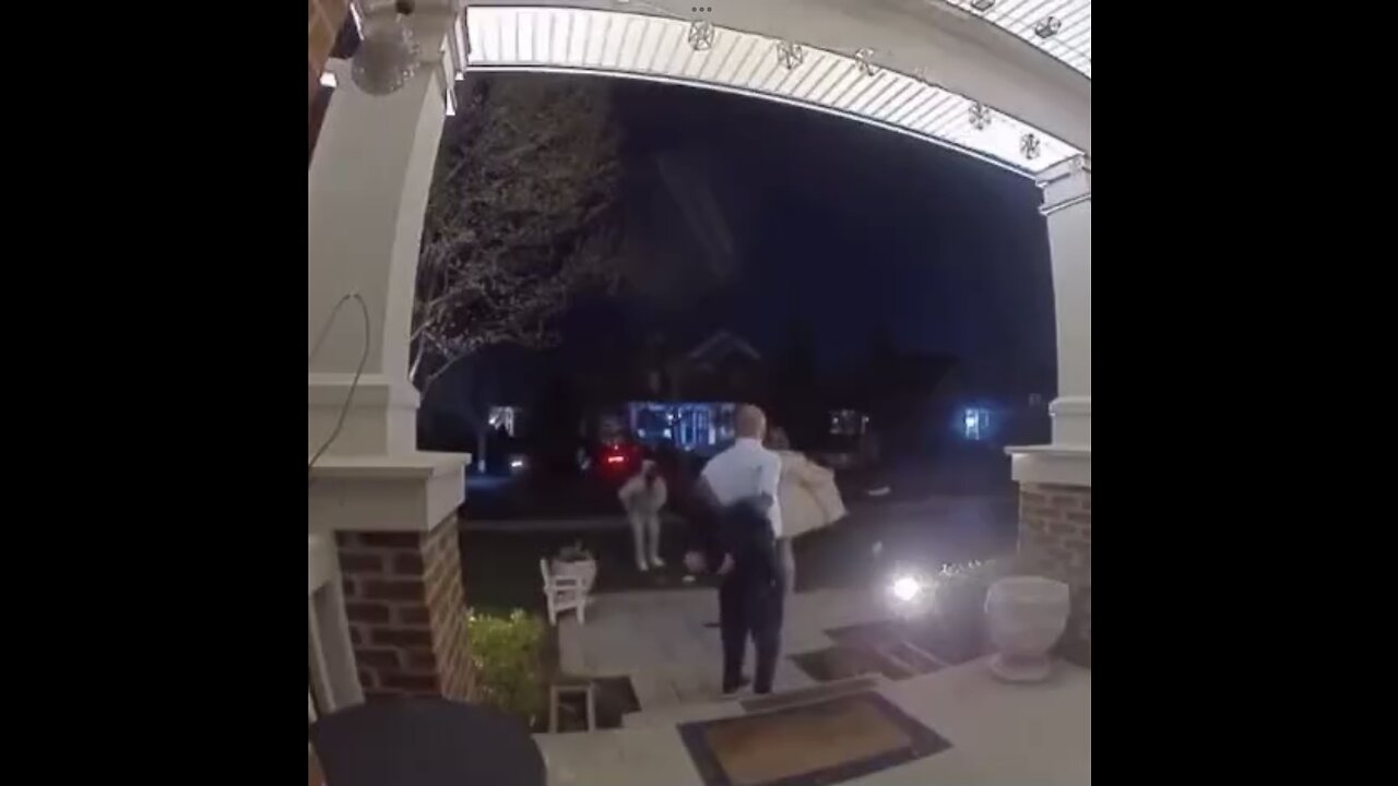 ELDERLY COUPLE ROBBED👵👨‍🦳🏠🥷AT GUNPOINT ARRIVING HOME🏠🥷💫