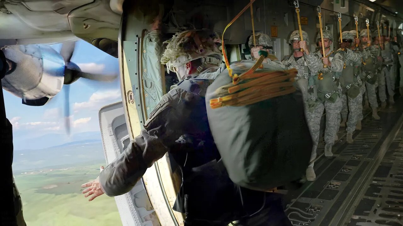 US Paratroopers’ Scary Static Line Jump Close to Plane’s Propellers
