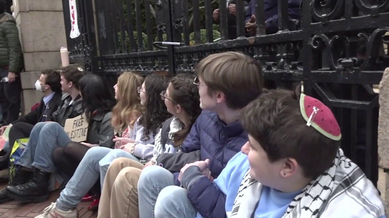 Columbia University Students Chain Themselves To Fence To Protest Mahmoud Khalil's Detention