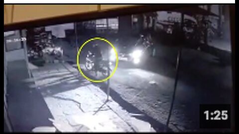 "Sudden Death of 45-Year-Old Man in Bike Accident on Roadside (2022) ☠️"
