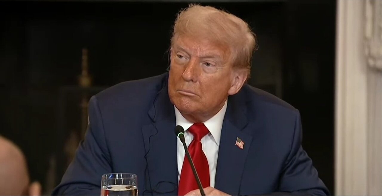 Trump Shrugs Off Alleged Iran Threat