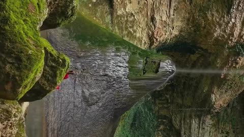 Shakuran waterfall
