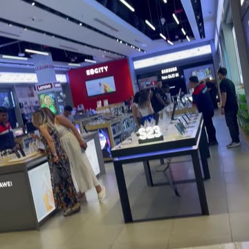 Dubai mall vlog beautiful and clean environment