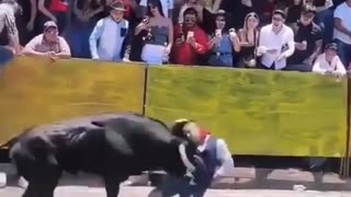 😂🐂 You Won't Believe What This Person Found! | FunFM