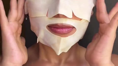 Vitamin C Sheet Mask for Glowing, Refreshed, and Nourished Skin