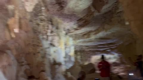 Texas Natural Bridge Caverns lights go off