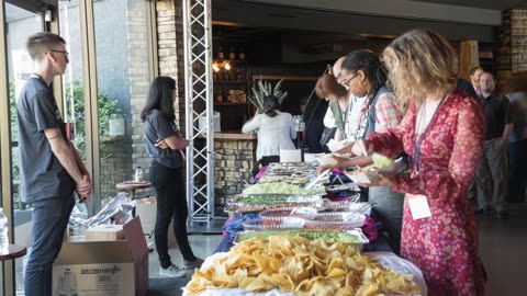 How Do Dynamic Event Acts Elevate Your Marketing Events?