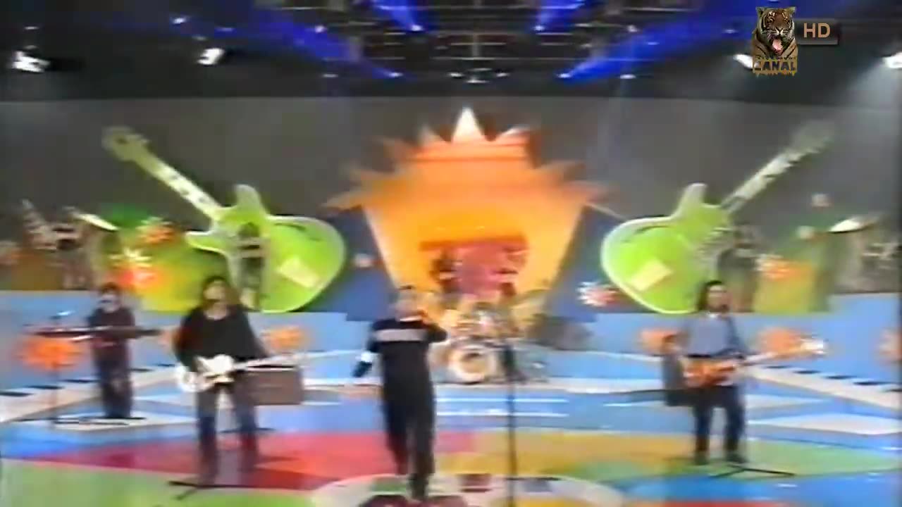 Los Ladrones Sueltos - La rubia del avion