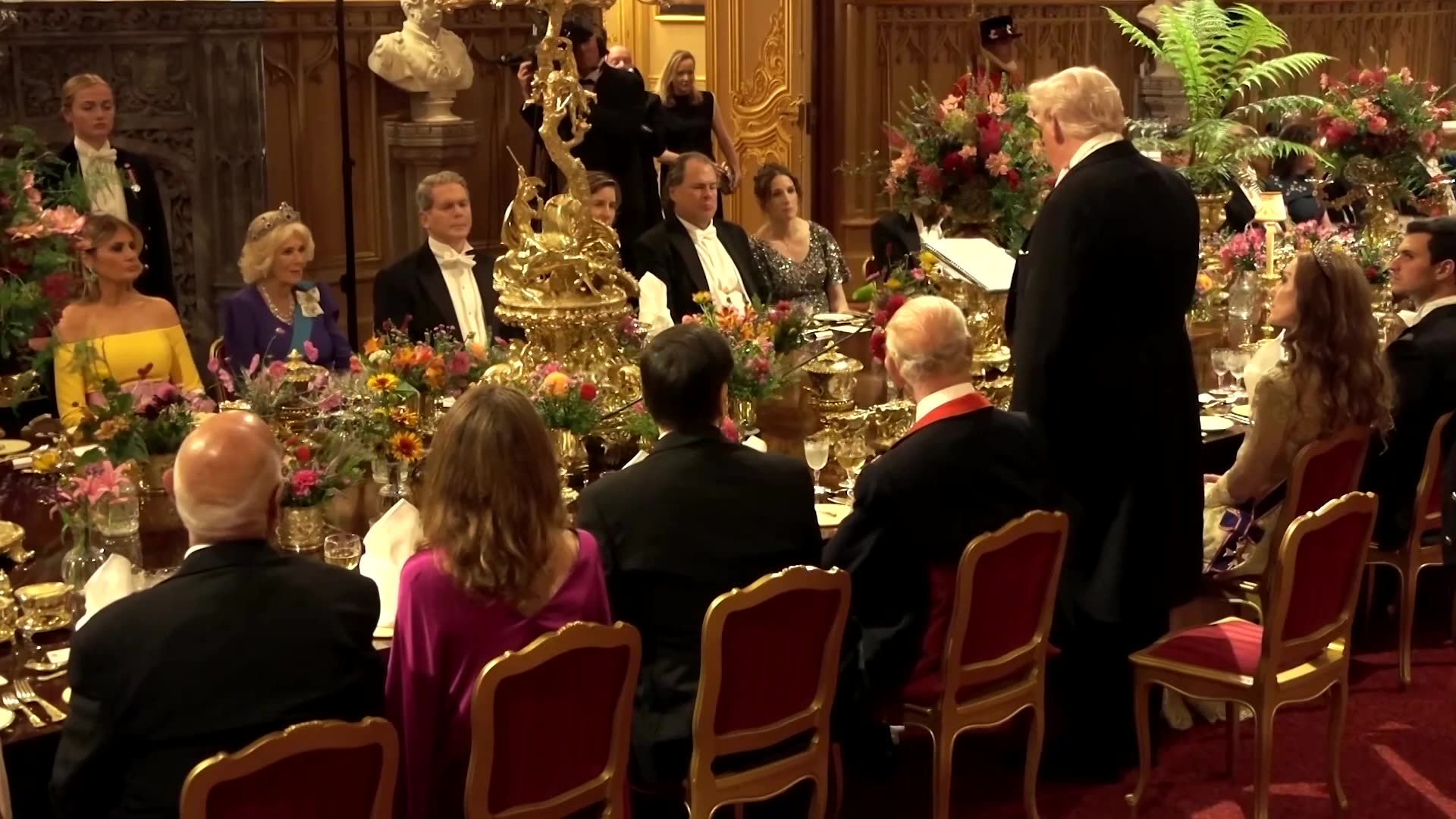 Trump receives royal welcome for historic second state visit