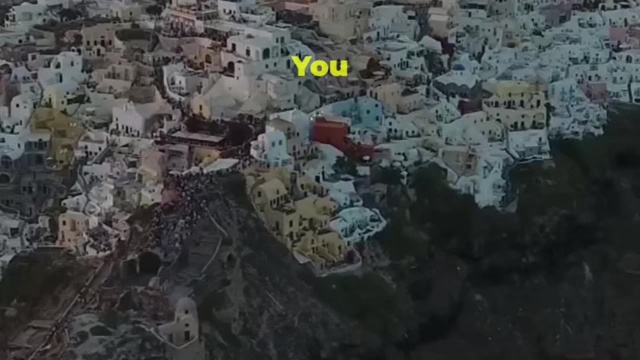 Top 5 Things To Do In Santorini Greece!