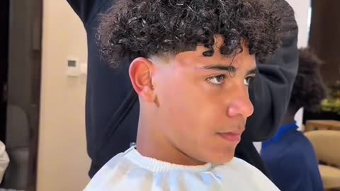 I wonder who ‘that guy’ is @Junior 😂#cristiano #cristianojr #BSSET #KeepItBSSET