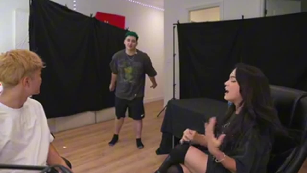 Rate Lacys RIZZ