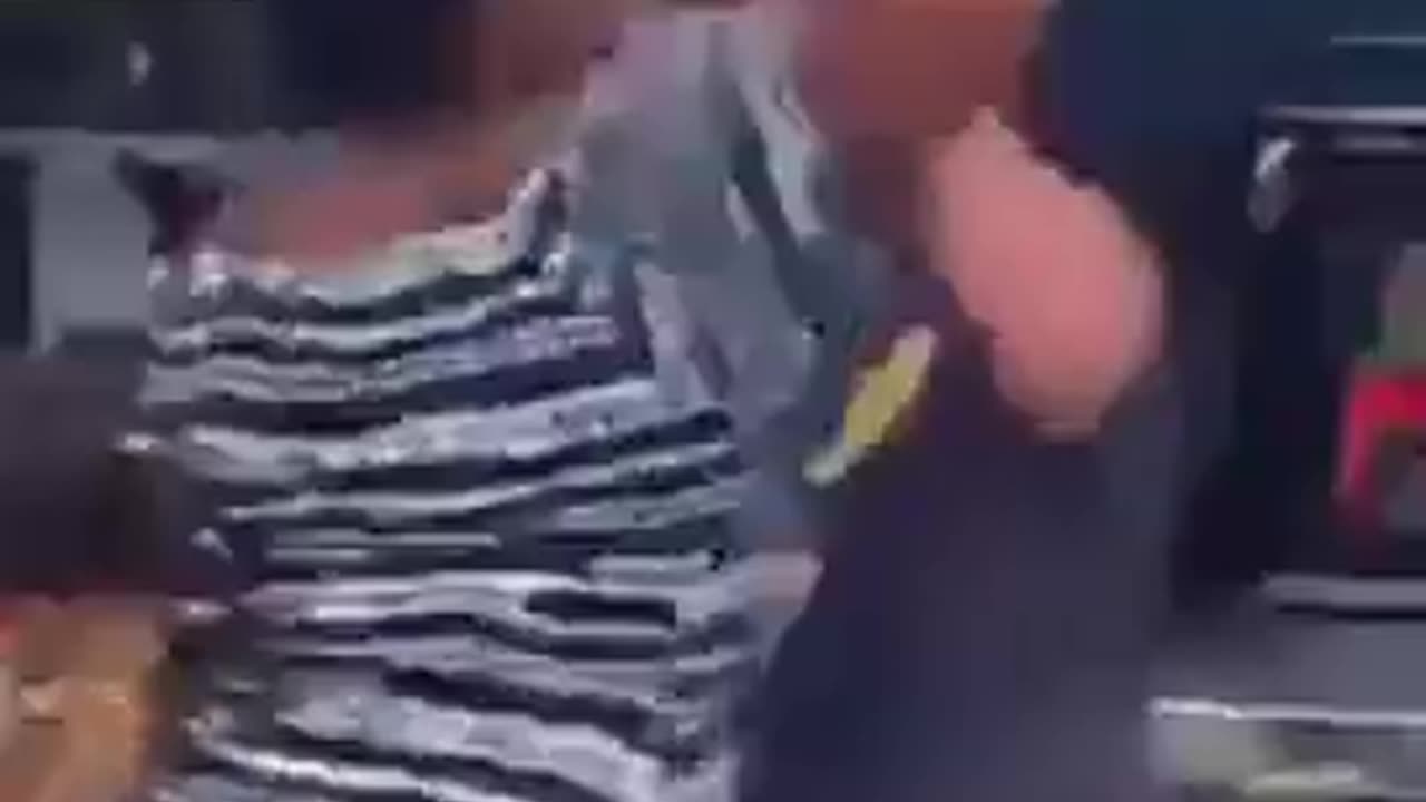 McDonald’s Karen attacks staff