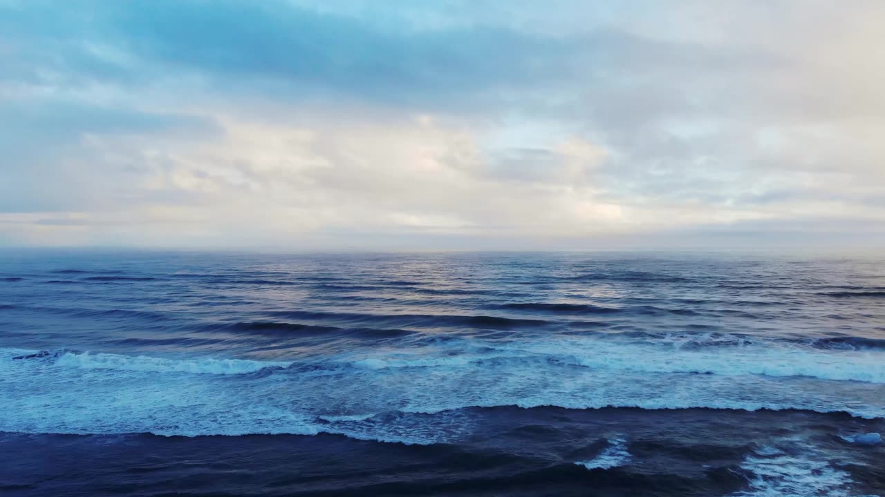 Ocean Wave Meditation Music | Deep Relaxation with 528Hz Healing Frequency