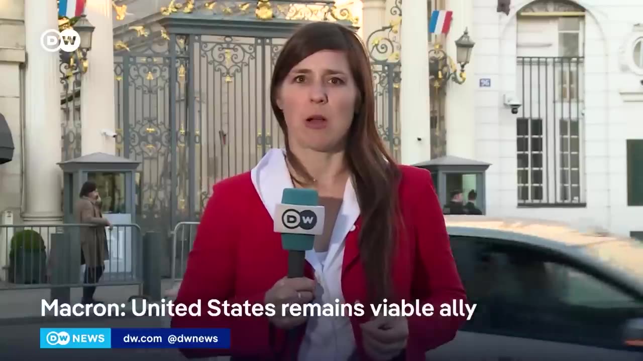 Ukraine war: France and UK propose 'reassurance force'