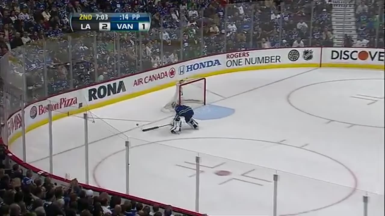 2012 WCQF Canucks vs Kings Game 2