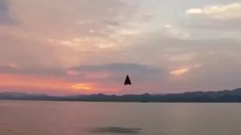 CHINESE RESEARCHERS DEVELOP NEW-TYPE HYBRID AERIAL UNDERWATER VEHICLE