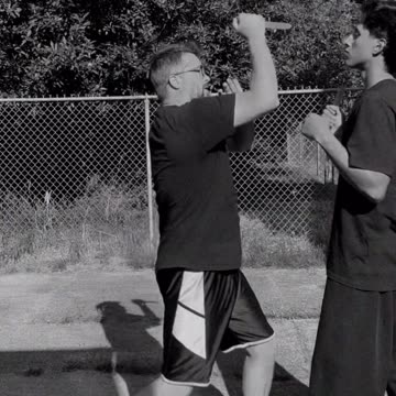 Libre knife fighting