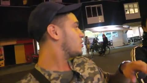 Youstube op bezoek bij de hoodvlogs en politie niet welkom