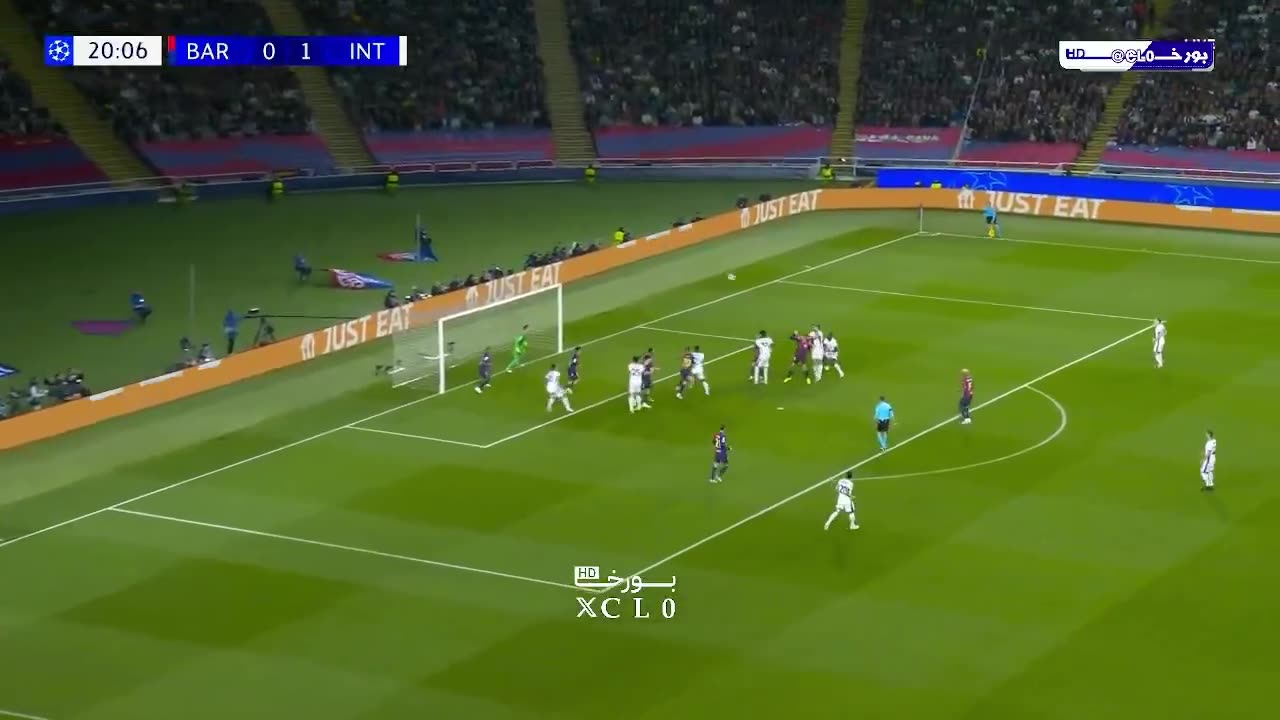 WHAT A GOAL BY DUMFRIES, Barcelona are getting schooled