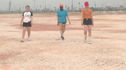 3 sisters walking down the street