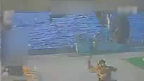 Moment U.S. forces seized massive oil tanker off Venezuela