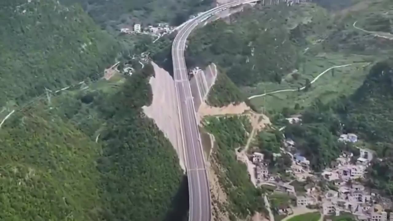 Así construyen puentes en China
