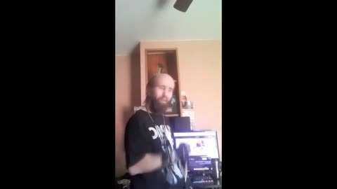 [12Jun25]#2 Cyraxx chill and whine sing along (Supercut)