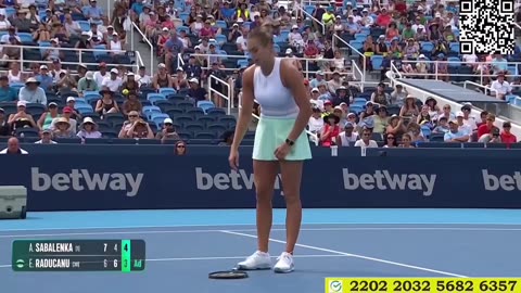 Emma Raducanu complains about a crying child in the crowd - Cincy Open Tennis 2025