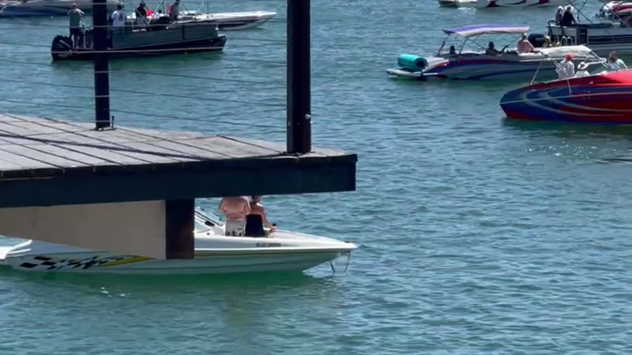 Scary Moment During High-Speed Boat Race