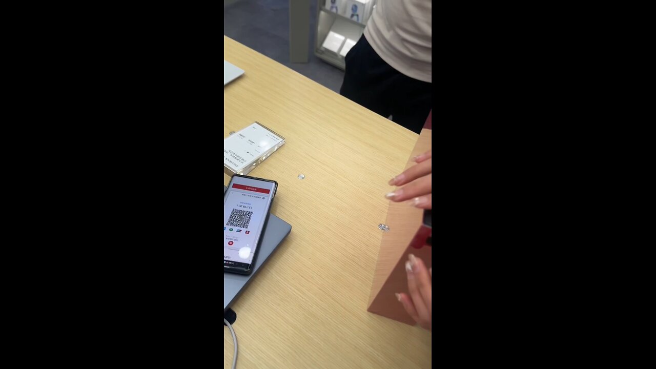 Huawei mate 70 Pro mobile unboxing