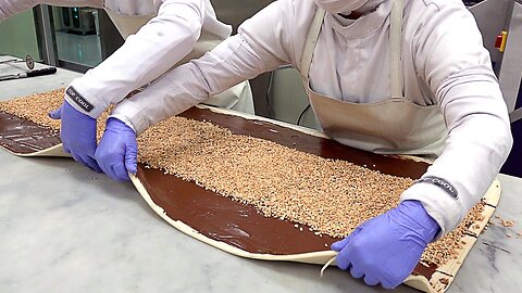 Amazing Nutella Peanut Twist Making Process - Bread Factory in Korea