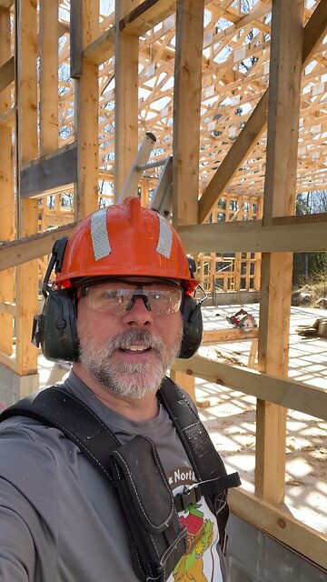 Milwaukee Did a Good Job on Their M18 Fuel Hatchet Pruning Saw