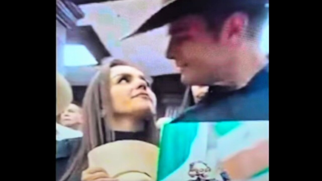 🇲🇽 Viuda de Carlos Manzo, comodín político