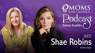 Shae Robins on Motherhood, Acting and Her Christmas Movie