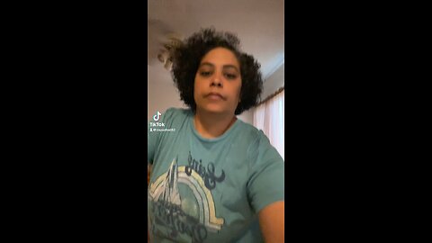 Lip singing Shoop Salt n pepa