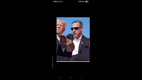 Trump’s Secret Security Guy Same One Behind Charlie Kirk?