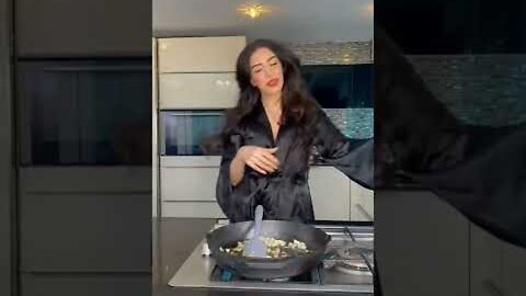 Join me as I make some #shrimppasta #CHEESYPASTA #oldtimerockandroll #cooking